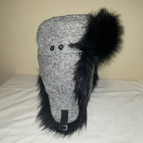 Rosin Flannel and faux fur Trapper Hat - Picture 1 of 8